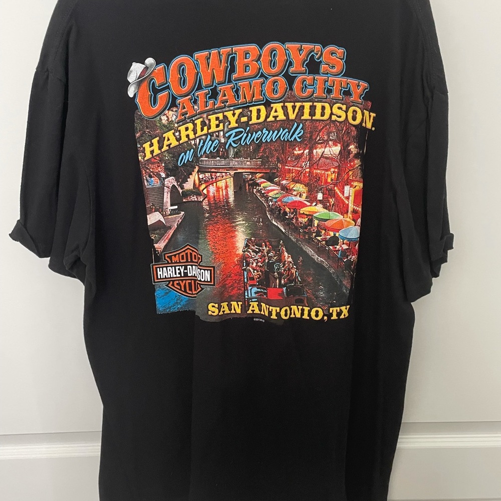 Harley Davidson black RIVER WALK t shirt